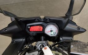 YAMAHA FEATHER8 RN25