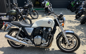 HONDA CB1100 2010 SC65