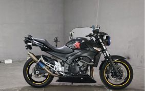 SUZUKI GSR400 GK7EA