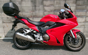 HONDA VFR800F 2018 RC79