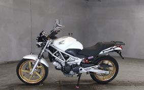 HONDA VTR 250 MC33