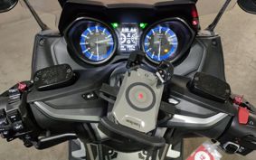 YAMAHA T-MAX 560 SJ19J