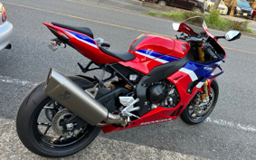 HONDA CBR1000RR-R FB SP 2024 SC82