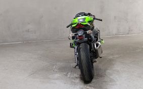 KAWASAKI ZX 10 NINJA R ZXT02E