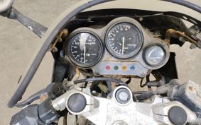 YAMAHA FZR250 2KR