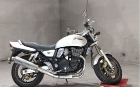 SUZUKI INAZUMA 400 GK7BA