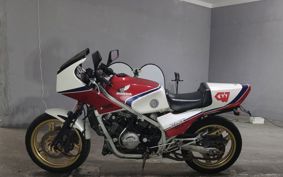 HONDA VF750F RC15