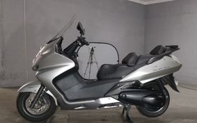 HONDA SILVERWING 400 NF01