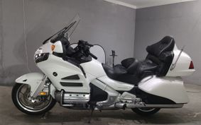 HONDA GL 1800 GOLD WING SC68