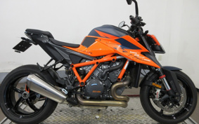 KTM 1290S-DUKE-R 2022 V3940