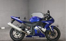 YAMAHA 6 RJ09