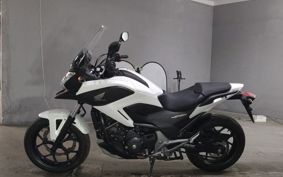 HONDA NC750X RC72