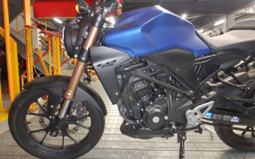 HONDA CB250R MC52
