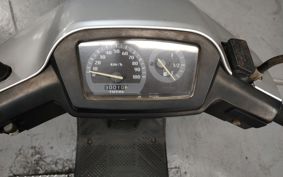 SUZUKI ADDRESS V100 CE13A