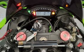 KAWASAKI ZX 10 NINJA R ZXT00S