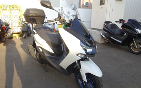 YAMAHA MAJESTYS SG52J