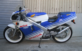 HONDA NSR250R-1 MC18