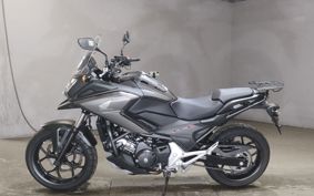 HONDA NC750X RC90