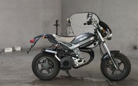 SUZUKI STREET MAGIC CF12A