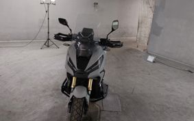 HONDA X-ADV 750 RH10