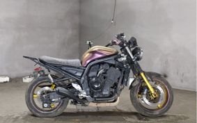 YAMAHA FZ-1 FEATHER RN06