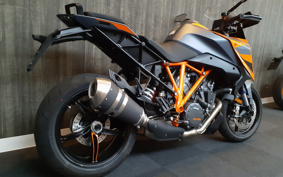 KTM 1290 SUPER DUKE GT 2024 V6940