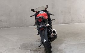 SUZUKI GSX-S125 DL32B