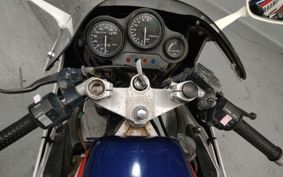 YAMAHA FZR250 2KR