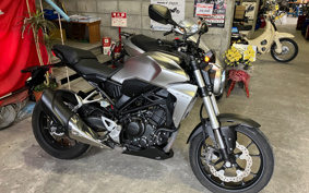 HONDA CB250R MC52
