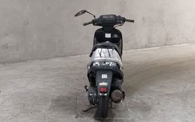SUZUKI ADDRESS V100 CE13A