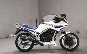 HONDA VT250F MC08