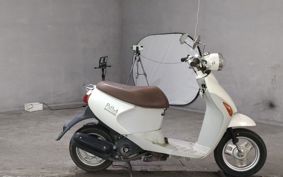 SUZUKI LETS4 CA41A