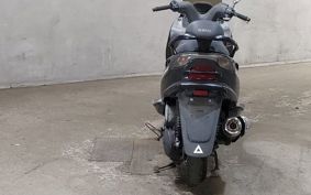YAMAHA MAJESTY 125 SE27