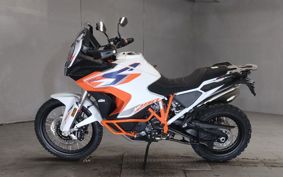 KTM 1290 SUPER  ADVENTURE R V5940
