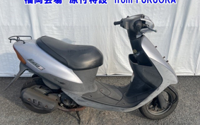 SUZUKI LETS2