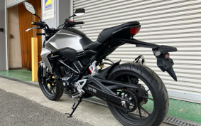 HONDA CB250R MC52