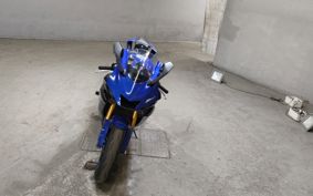 YAMAHA 6 RJ27