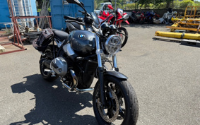 BMW nine T Pure 2023 0L61