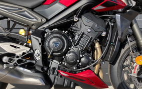 TRIUMPH  TRIUMPH  STREET  TRIPLE RS 2024 HDA614