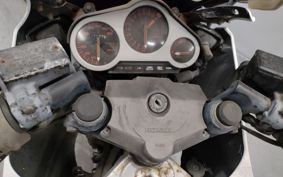 HONDA VT250F MC08