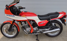 HONDA CB900F 2021 SC01