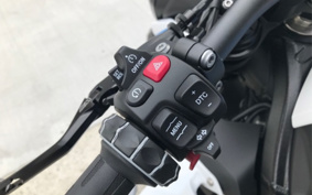 BMW M1000R 2024 0E81