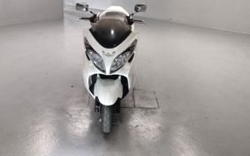 SUZUKI SKYWAVE 250S CJ44A