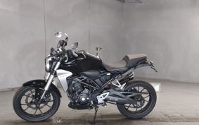 HONDA CB250R MC52