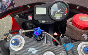 YAMAHA YZF-R1 1998 RN01