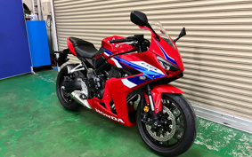 HONDA CBR650R E-CLUTCH 2024 RH17