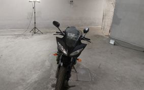 YAMAHA FZ6 FEATHER  SPECIFICATIONS 2 RJ14