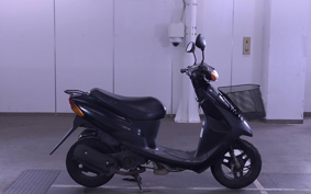 SUZUKI LETS2