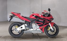 HONDA CBR600RR PC37