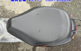 SUZUKI LETS4
